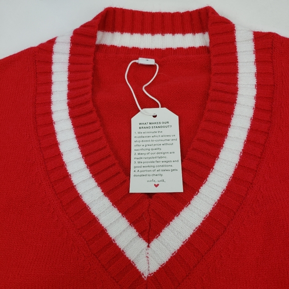 Red and White Vneck Sweater Women's Size Small NWT - Picture 3 of 5